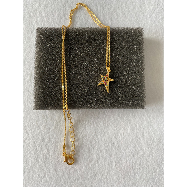 Yıldız Figürlü Mini Boncuklu Kolye Altın Renk 