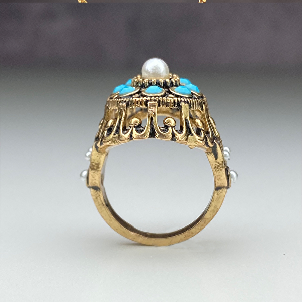 Mardin'in çiçekli mavi yüzüğü