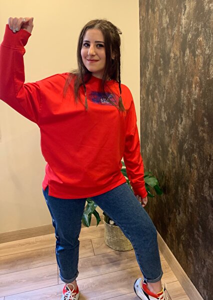 El Boyaması Tasarım Vosvos Kırmızı Kadın Sweatshirt