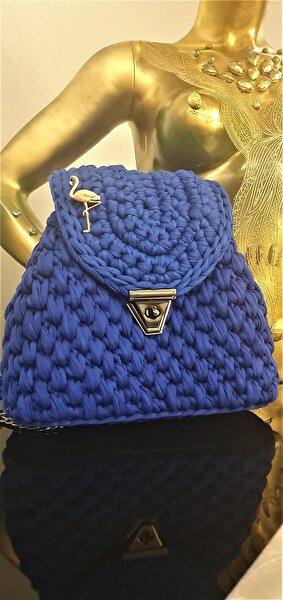Coolopia Mavi saten örgü, broş detaylı sırt çantası