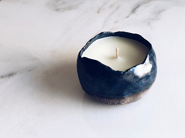 Monagesque Candle