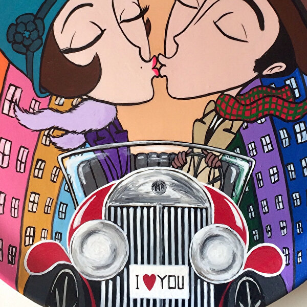 Sevgililer Günü Özel Tasarım El Boyaması Vintage Sevgili Ve Araba Desenli Duvar Tabağı
